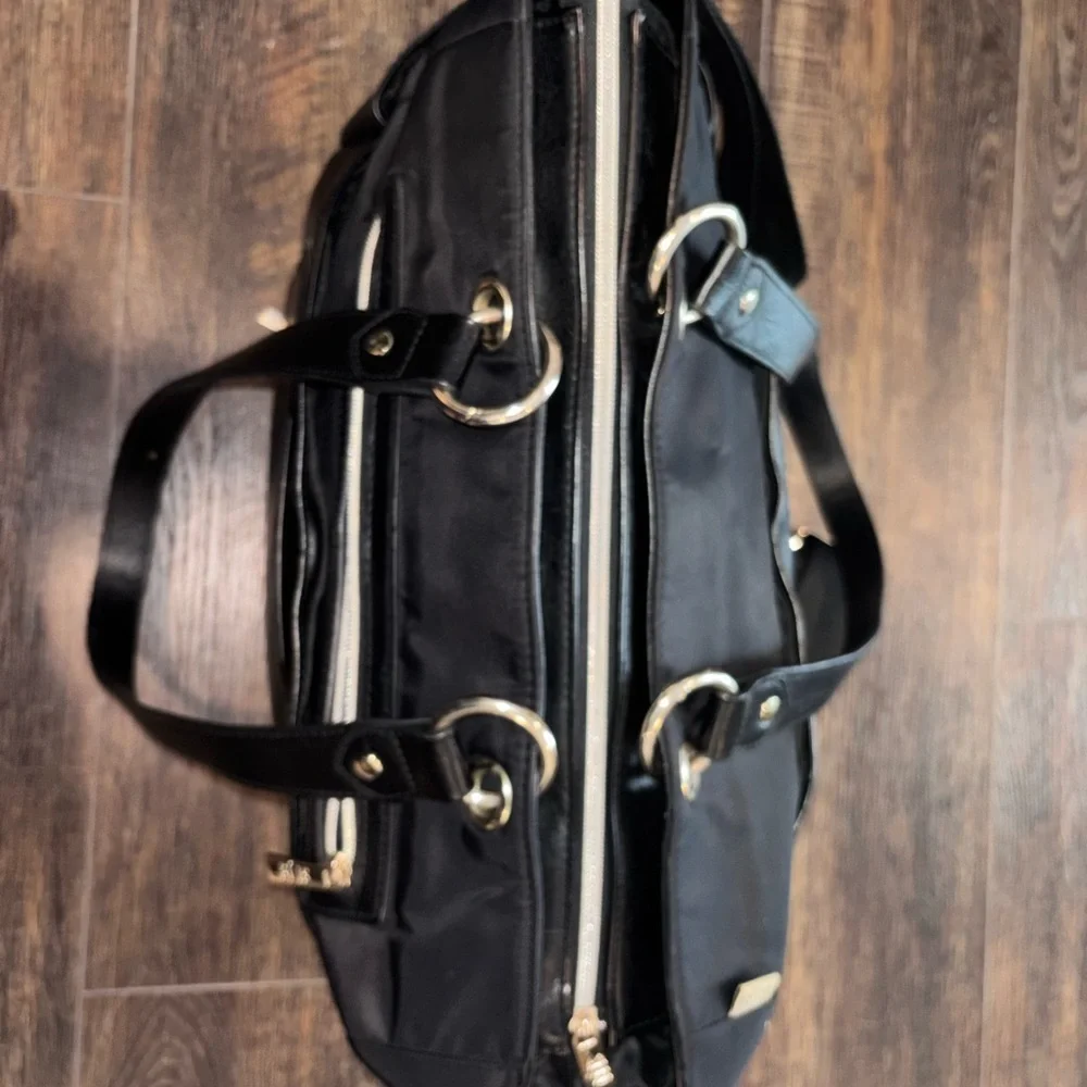 BÉIS The Diaper or Everyday Bag In Black - Picture 14 of 16
